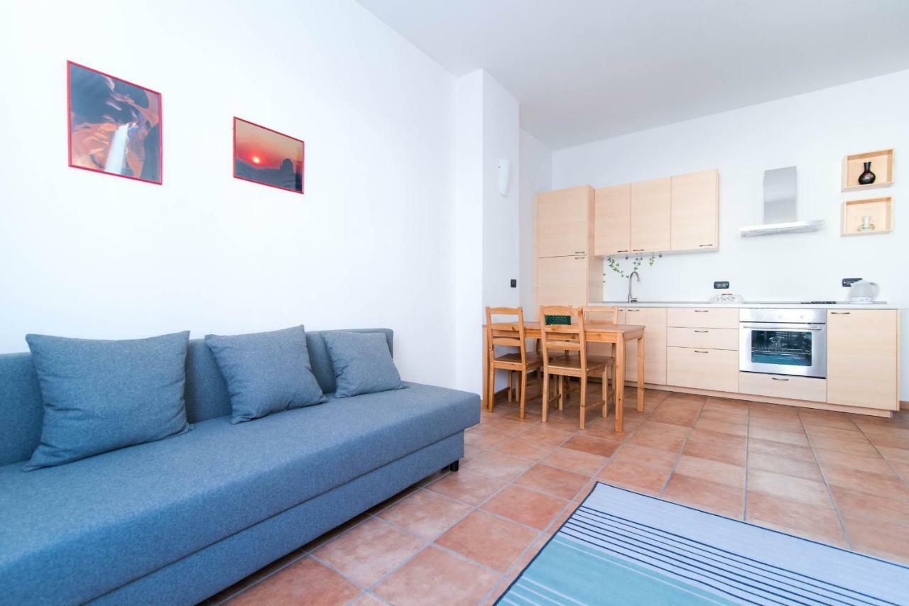Al Piccolo Molo Apartment Como Bagian luar foto