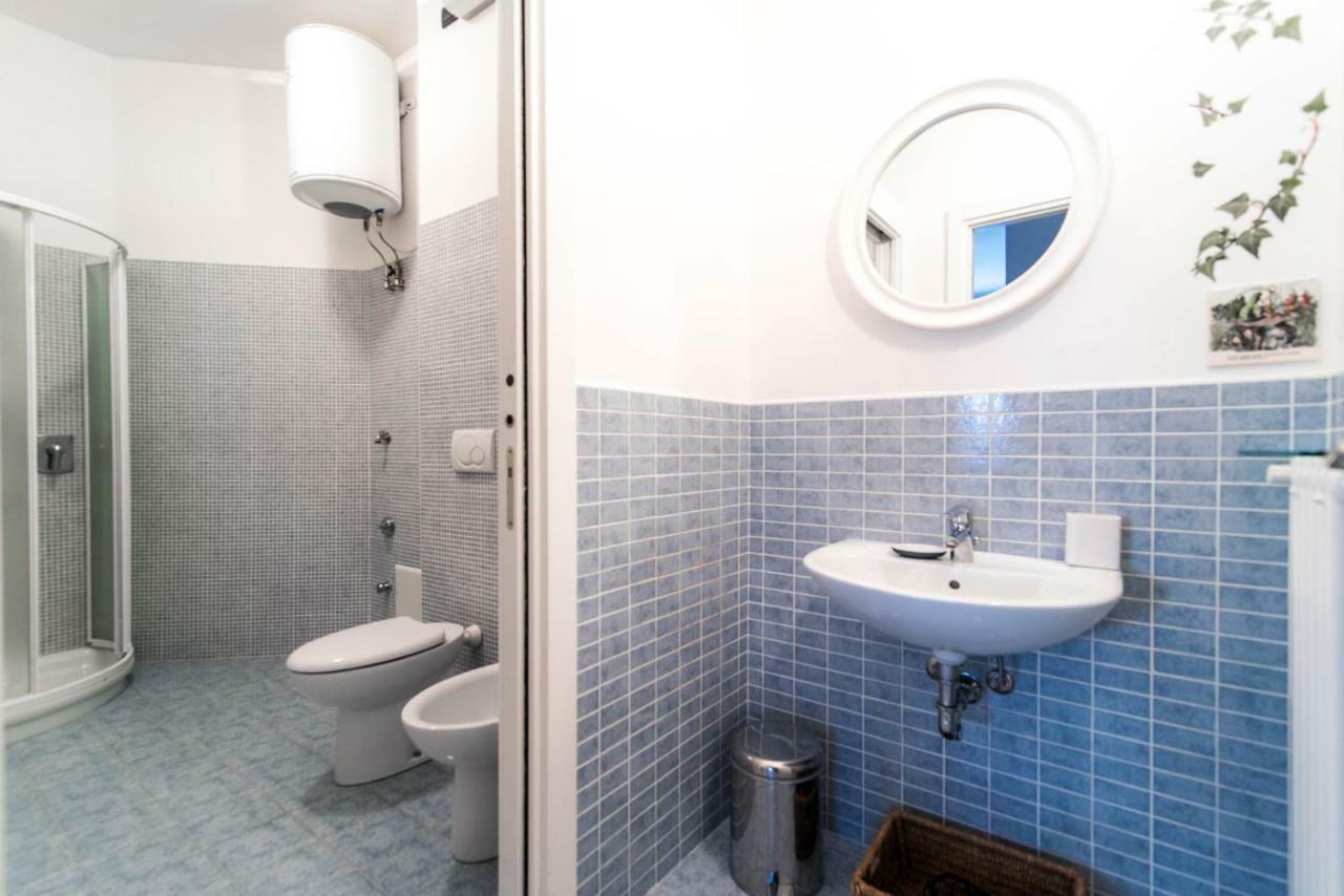 Al Piccolo Molo Apartment Como Bagian luar foto