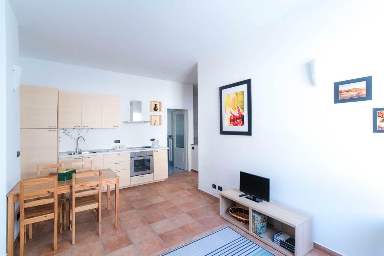 Al Piccolo Molo Apartment Como Bagian luar foto